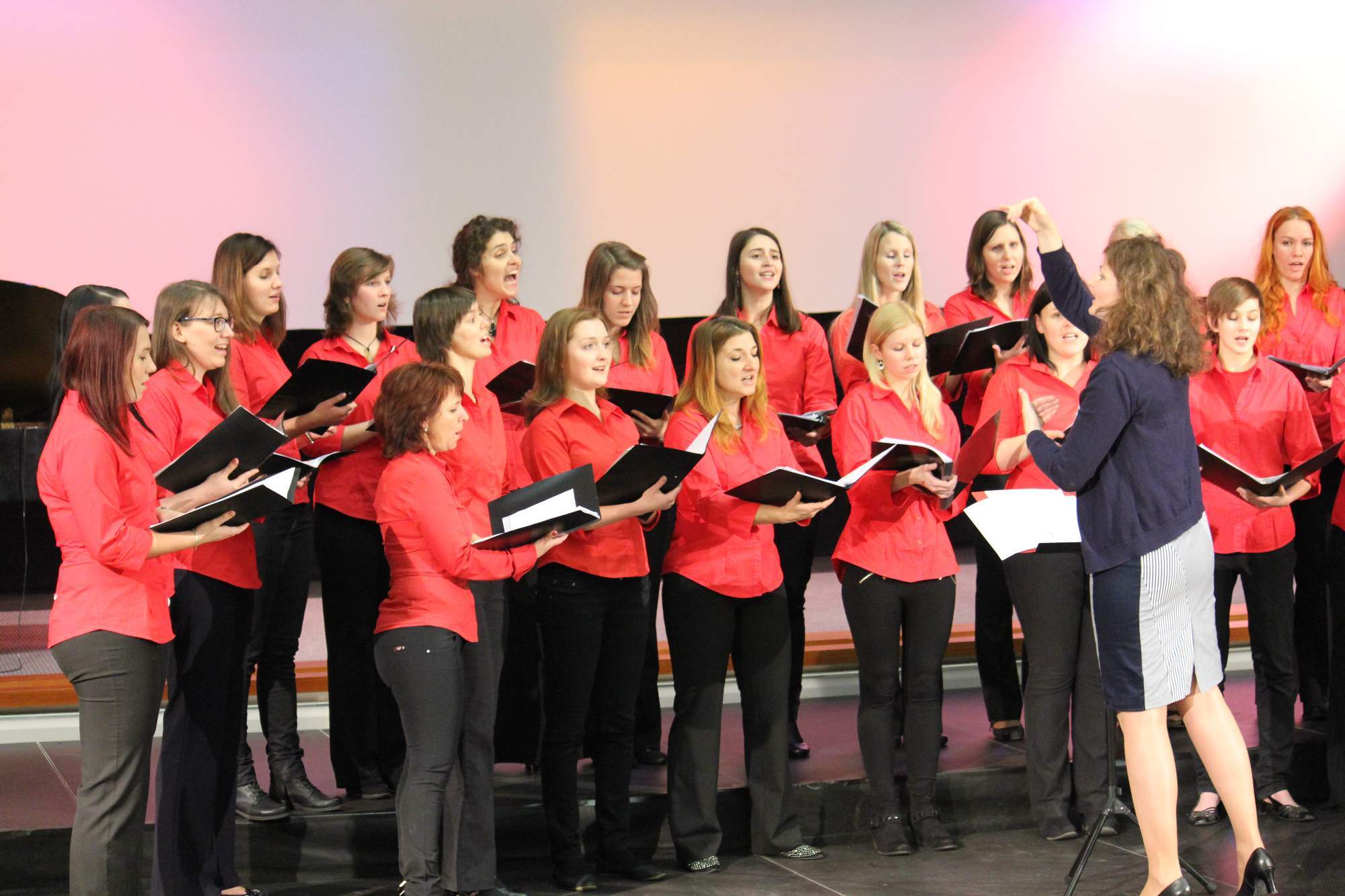 29. 11. 2014 Mezinárodní festival adventní a vánoční hudby s Cenou Petra Ebena